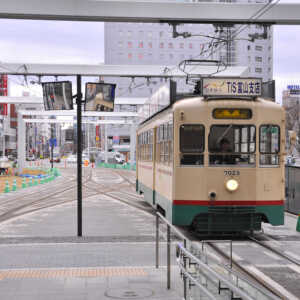 富山地鉄軌道線⇔富山港線南北接続後の運行形態など | 東京富山県人会